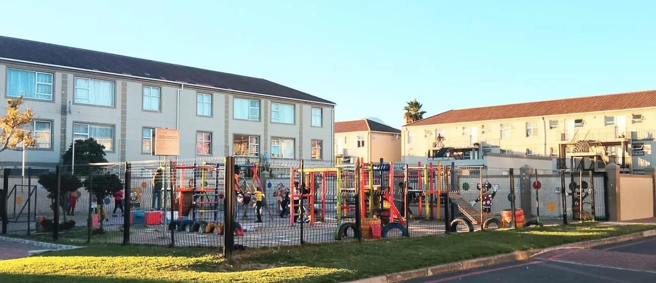 2 Bedroom Apartment / flat for sale in Strand Central