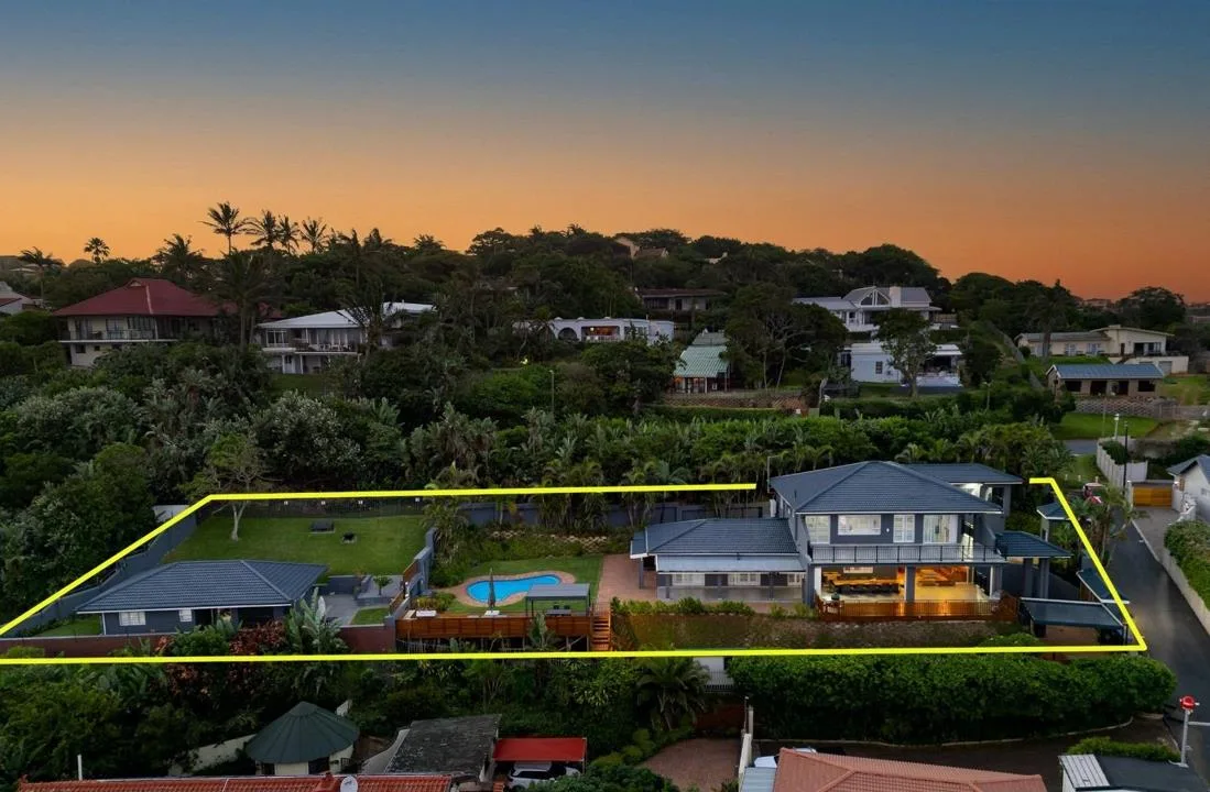 7 Bedroom House for sale in Salt Rock