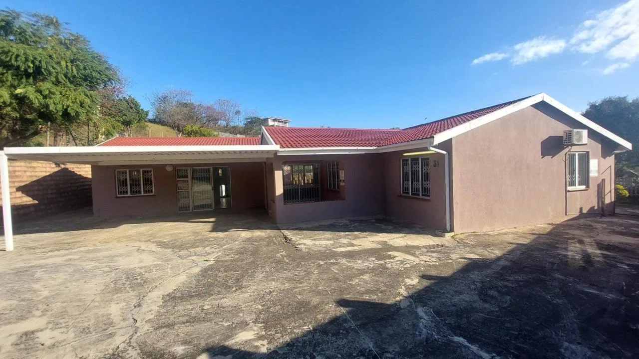 4 Bedroom House for sale in Parkgate