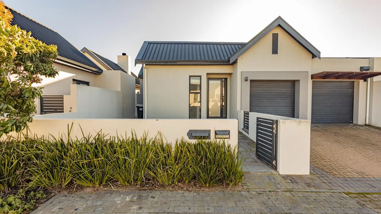 4 Bedroom House for sale in Sitari Country Estate