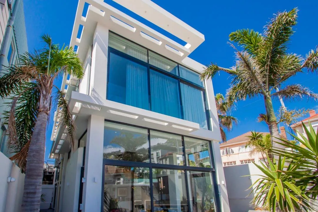 3 Bedroom Townhouse for sale in Bantry Bay