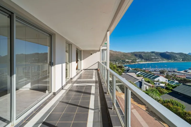 2 Bedroom Apartment / flat for sale in Simons Town Central