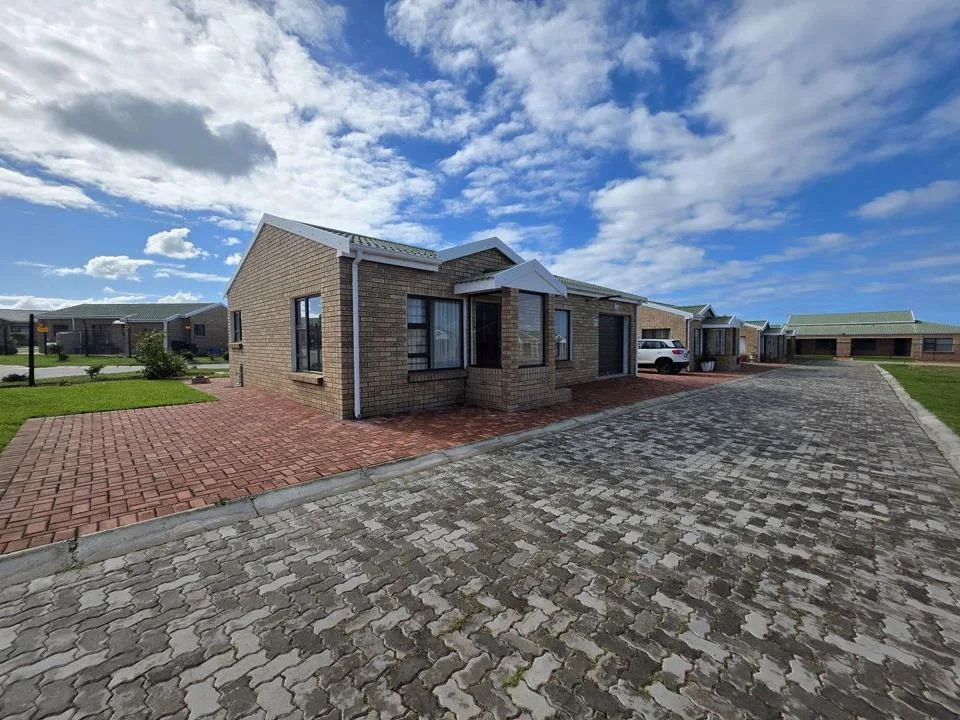 1 Bedroom House for sale in C Place