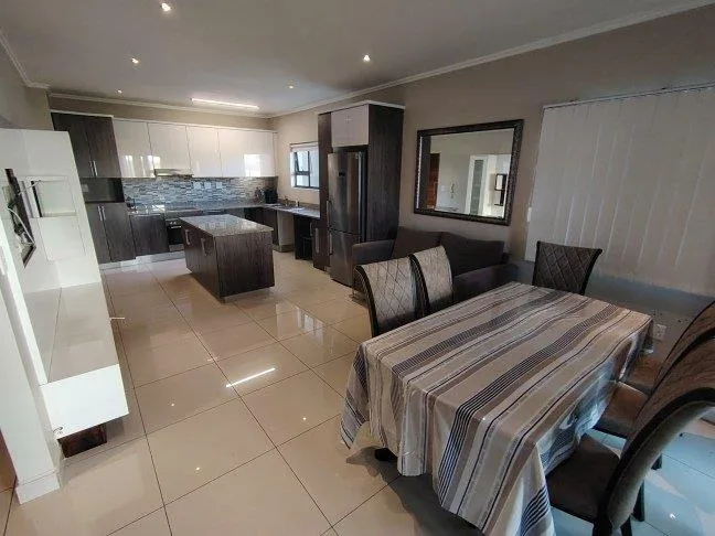 2 Bedroom Apartment / flat for sale in New Town Centre