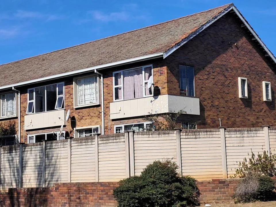 2 Bedroom Apartment / flat for sale in Pelham