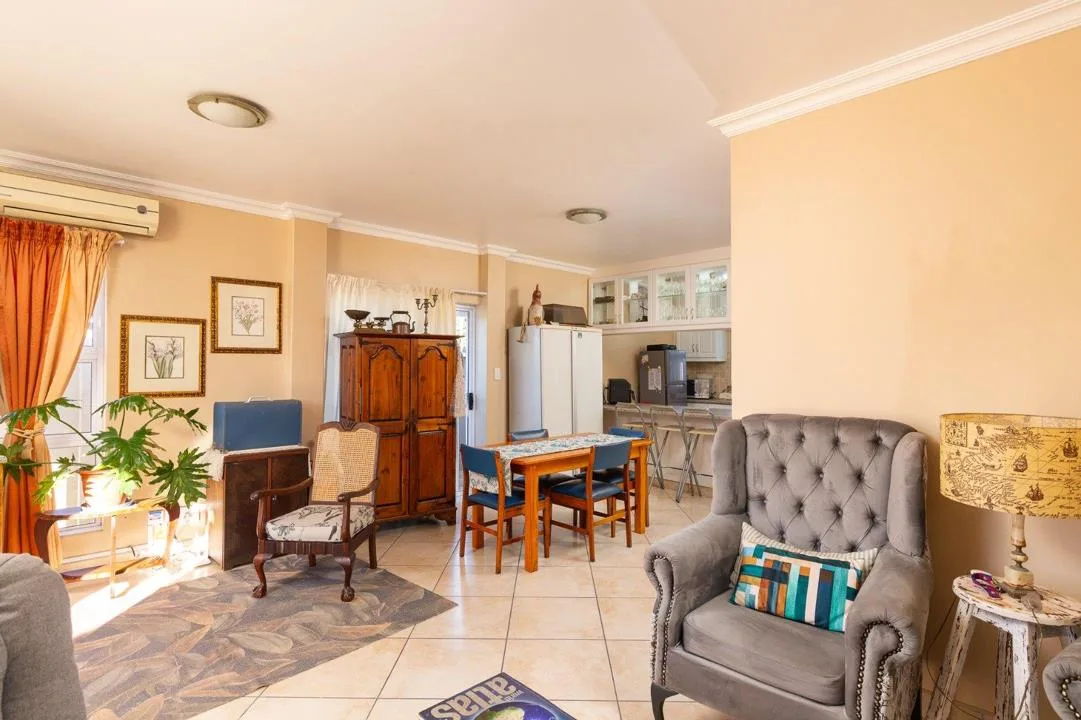 3 Bedroom House for sale in Velddrif