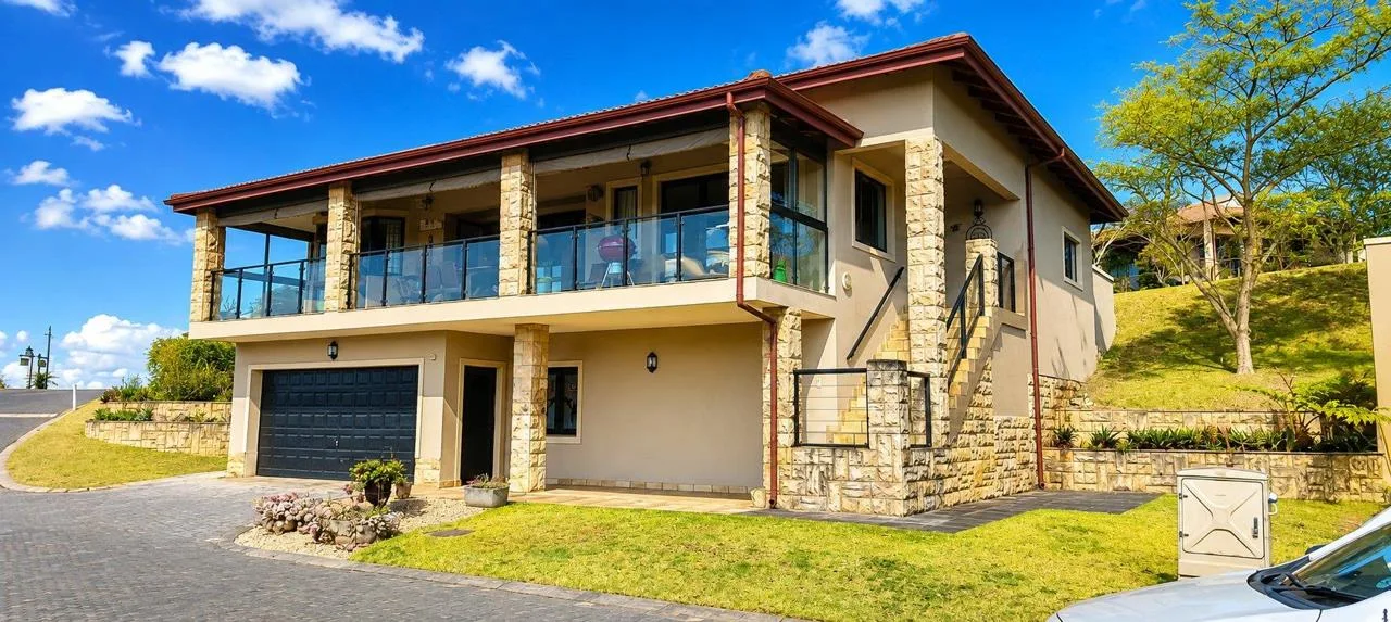 3 Bedroom Townhouse for sale in Camperdown