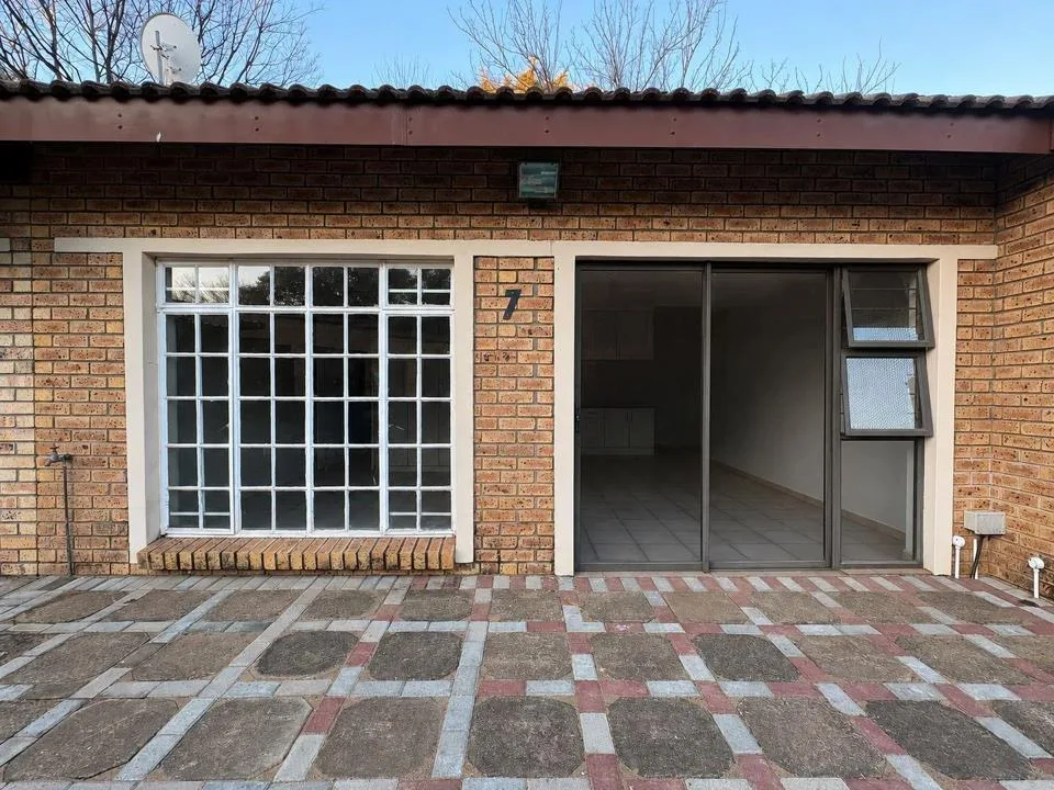 1 Bedroom Apartment / flat to rent in Pioneer Park