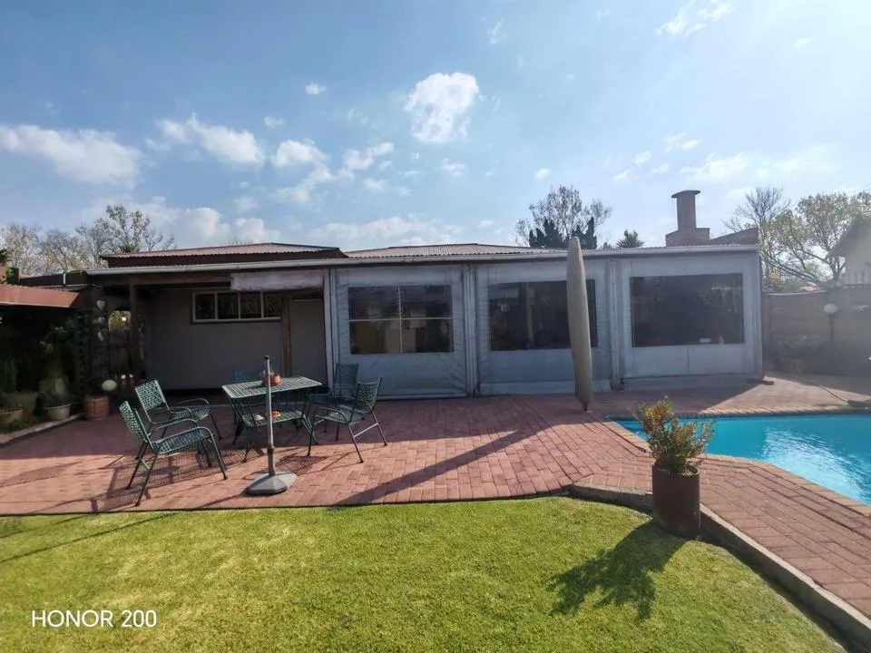 3 Bedroom House for sale in Sasolburg Ext 1