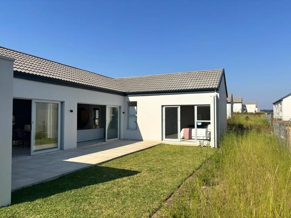 3 Bedroom House for sale in Lalela Estate