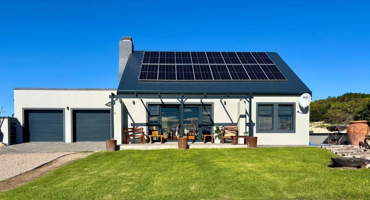 2 Bedroom House for sale in Gouritsmond