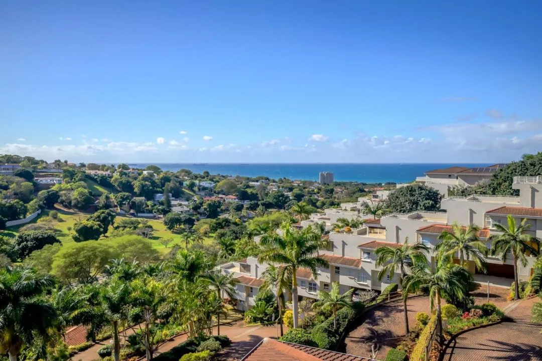 4 Bedroom Townhouse for sale in La Lucia
