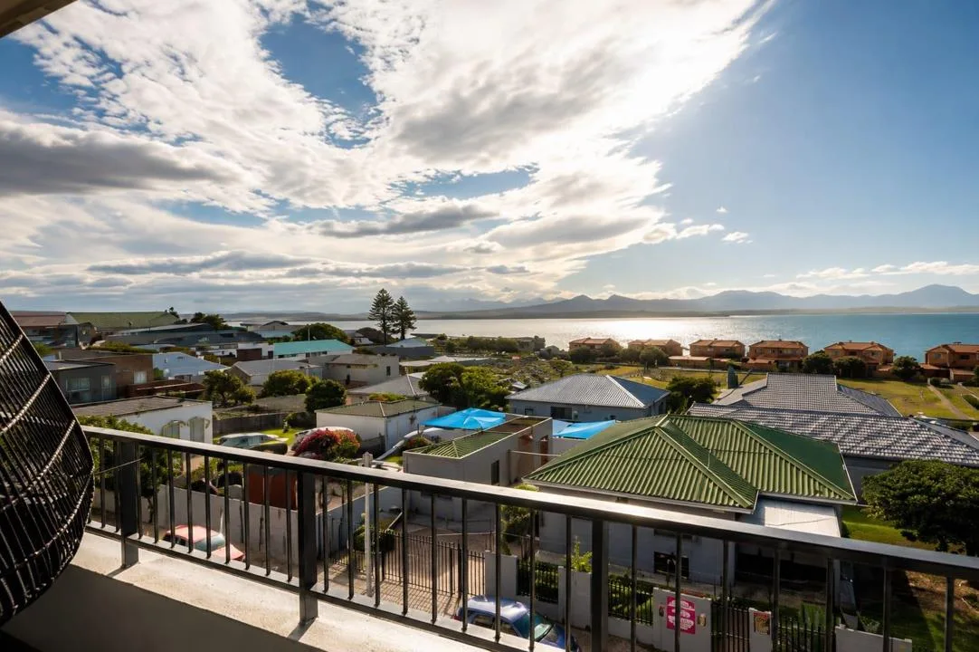 2 Bedroom Apartment / flat for sale in Mossel Bay Central