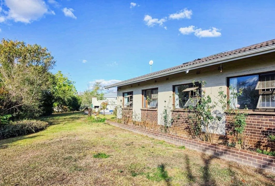 4 Bedroom House for sale in Merrivale Heights