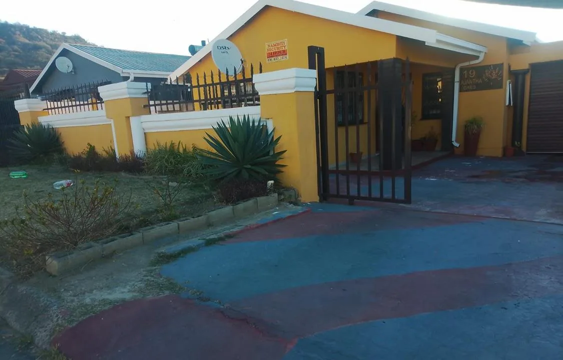 House for sale in Acaciaville