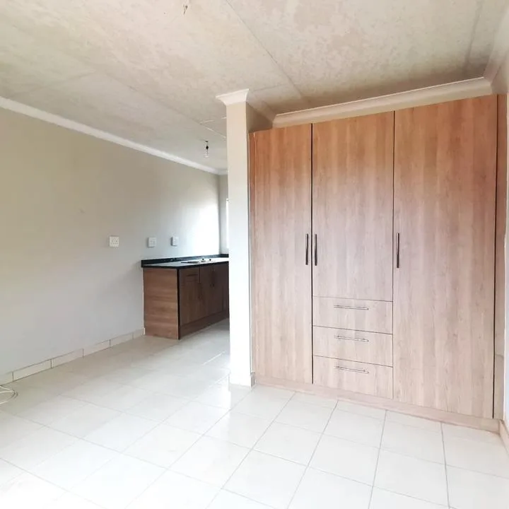1 Bedroom House to rent in Shongoane