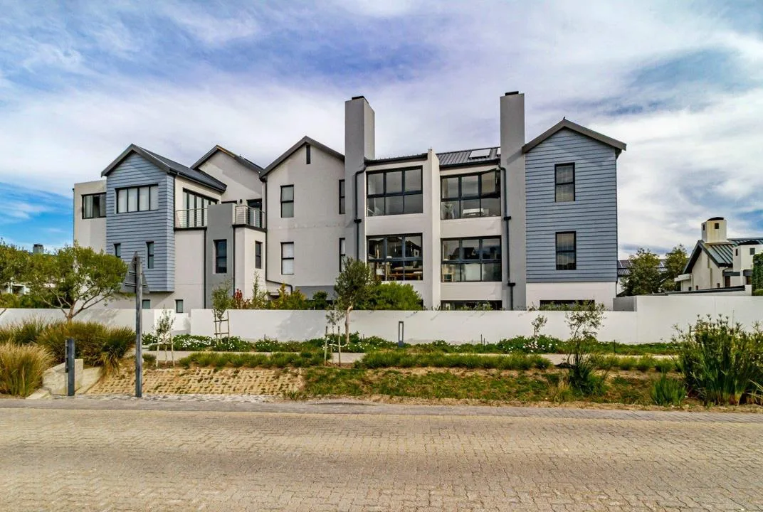3 Bedroom Apartment / flat for sale in Sitari Country Estate