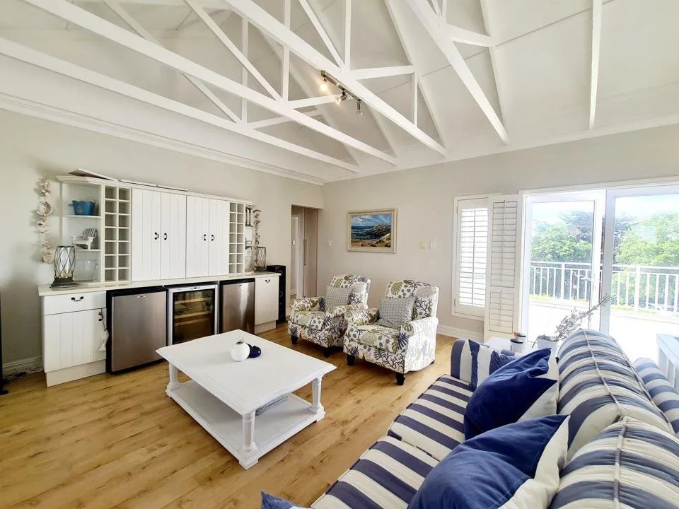 3 Bedroom House for sale in Kenton On Sea