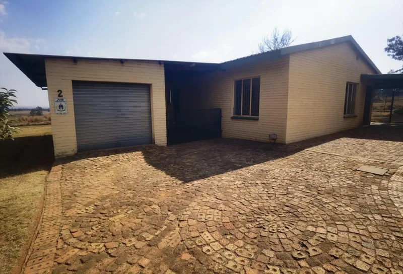 2 Bedroom House to rent in Roodepoort AH