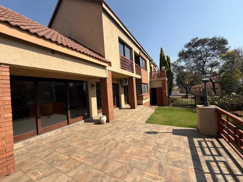 4 Bedroom House for sale in Bankenveld Estate