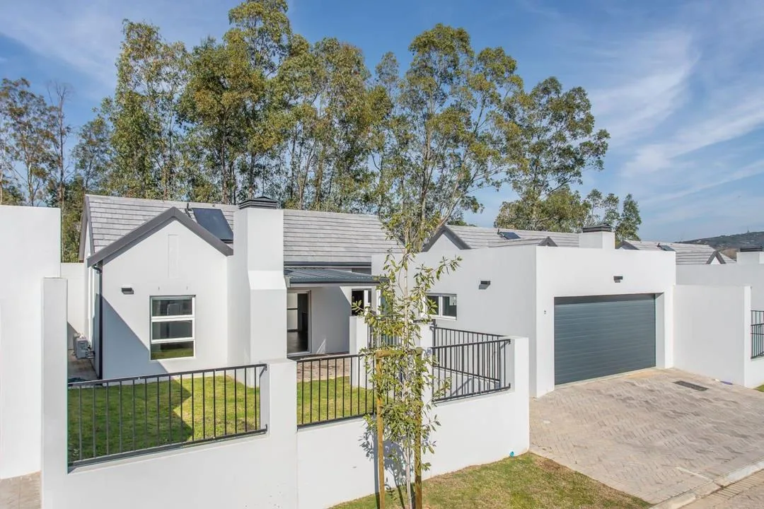 3 Bedroom House for sale in Klein Parys