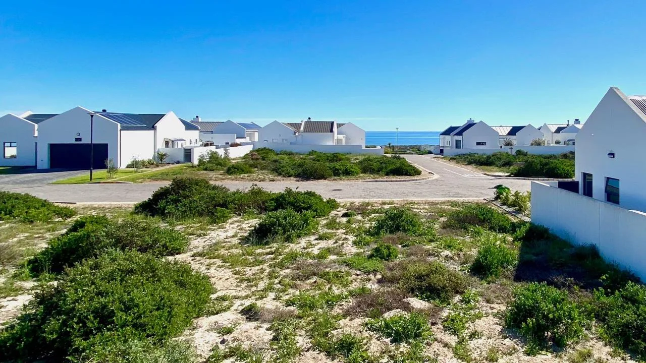 3 Bedroom House for sale in Atlantic Sands Private Estate