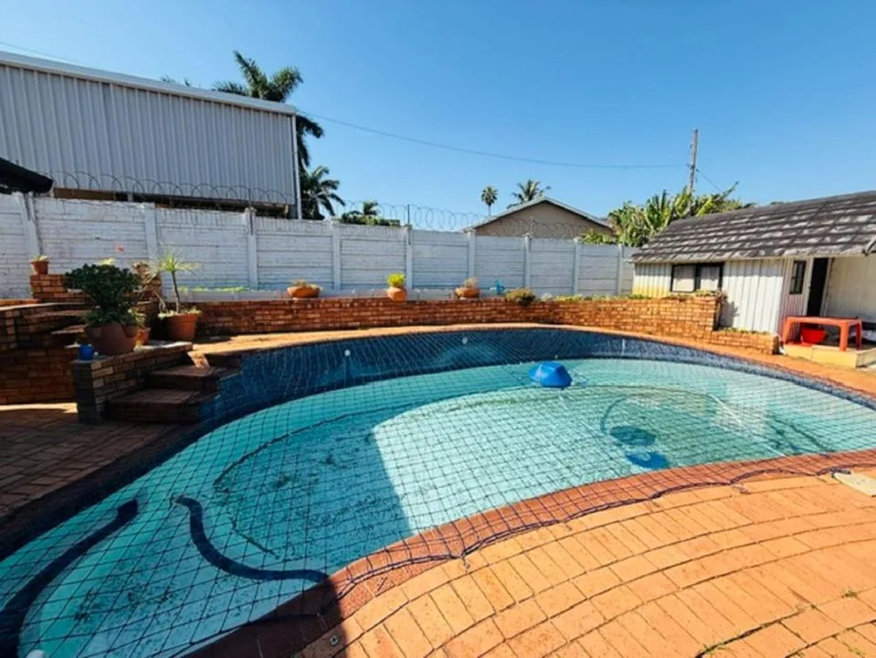 4 Bedroom House for sale in Richem