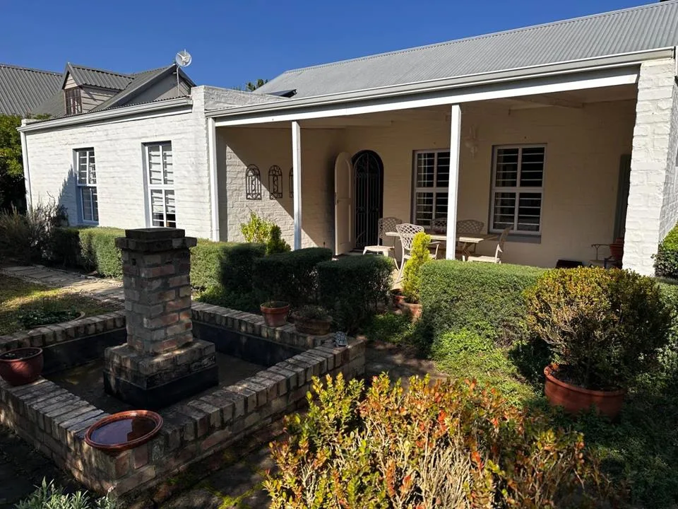 2 Bedroom House for sale in Stanford