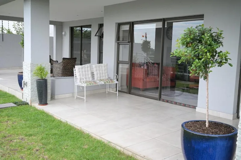 Apartment / flat to rent in Dania Park