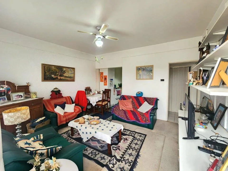 2 Bedroom Apartment / flat for sale in Glenlilly