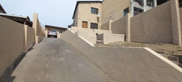 4 Bedroom Townhouse for sale in Crossmoor