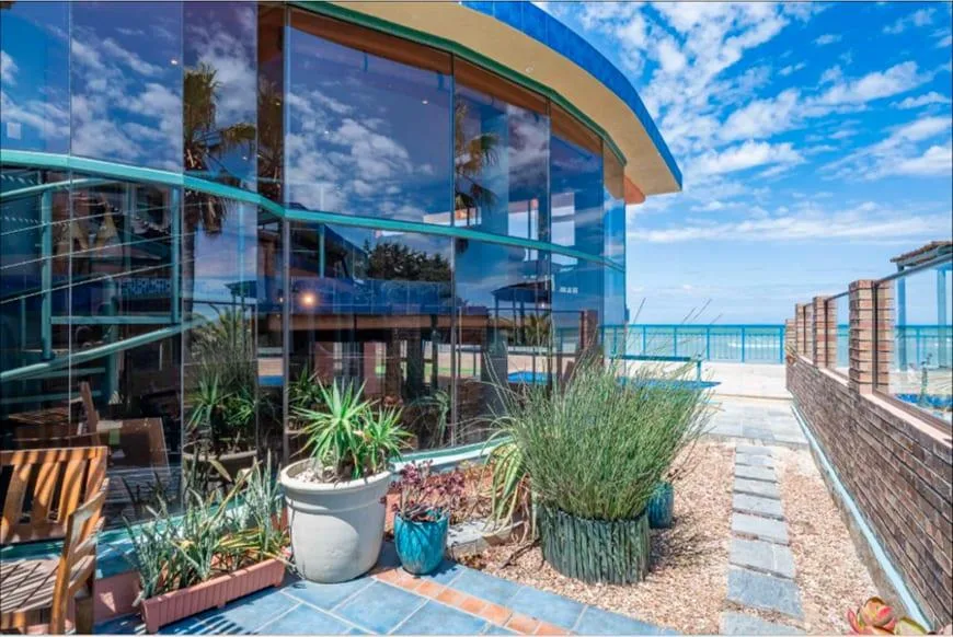 4 Bedroom House for sale in Cayman Beach