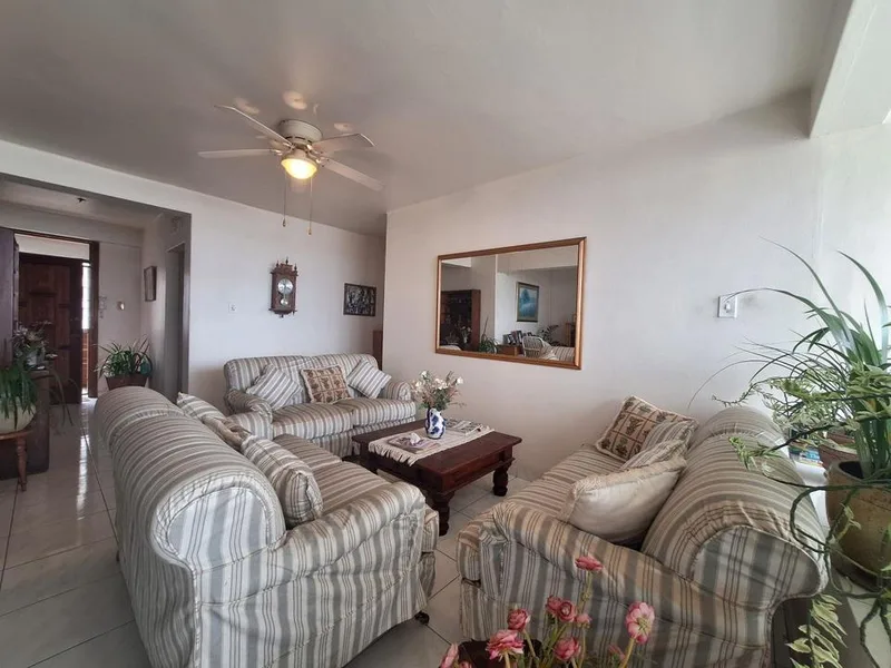 2.5 Bedroom Apartment / flat for sale in Durban Central
