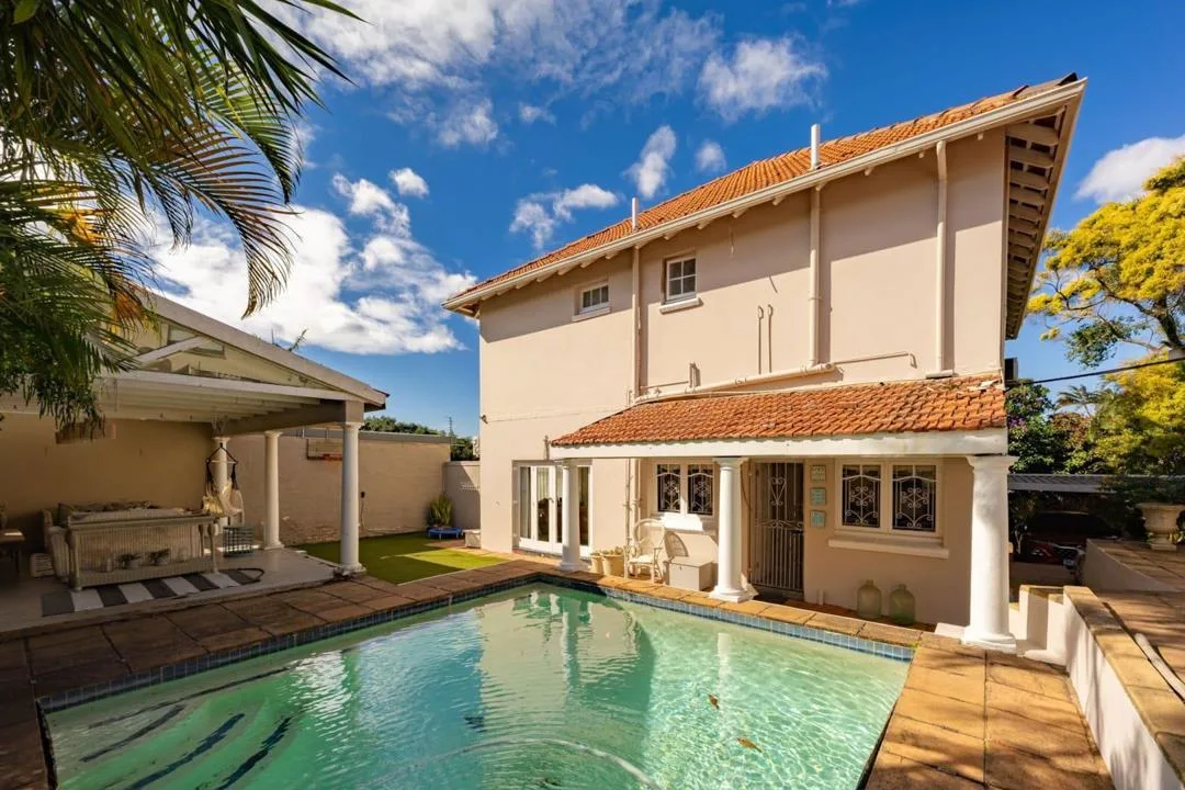 4 Bedroom House for sale in Morningside
