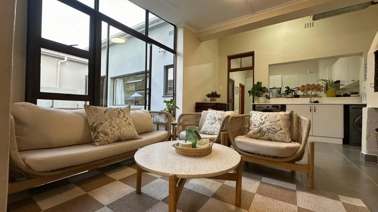4 Bedroom House for sale in Lemoenkloof