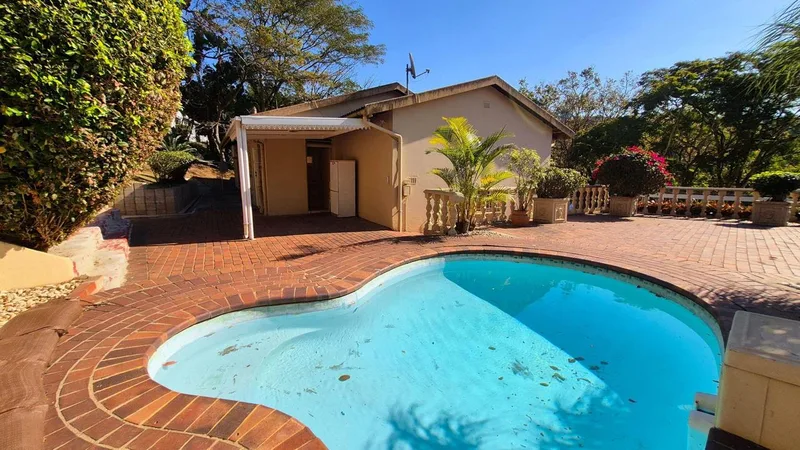 3 Bedroom House for sale in Dawncliffe