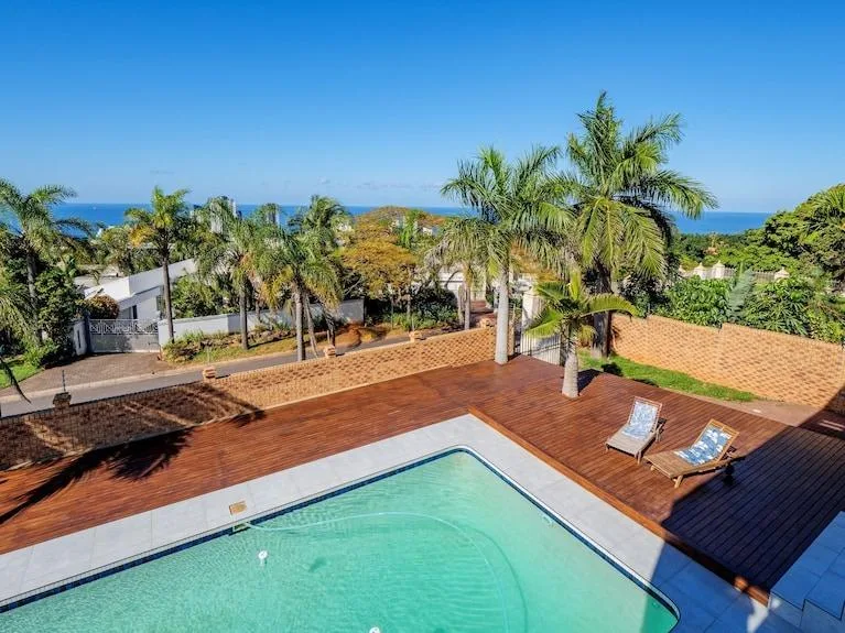 6 Bedroom House for sale in Umhlanga Central