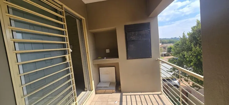 2 Bedroom Apartment / flat to rent in Florida Glen