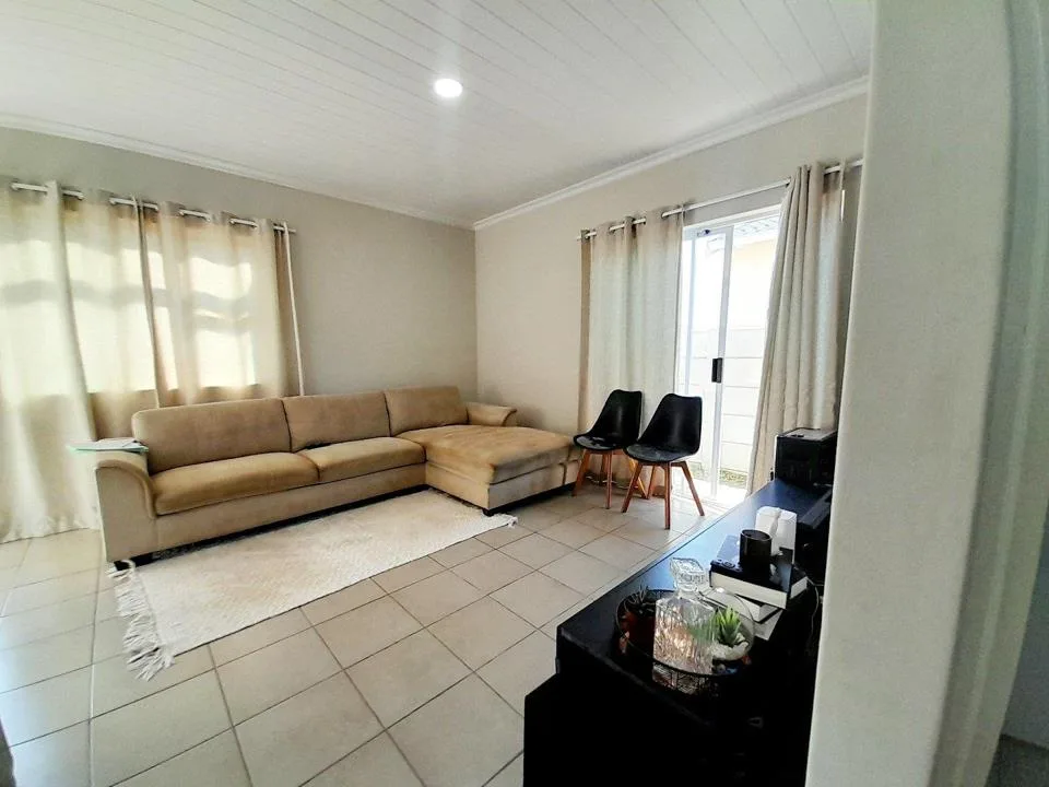 2 Bedroom House for sale in Gonubie