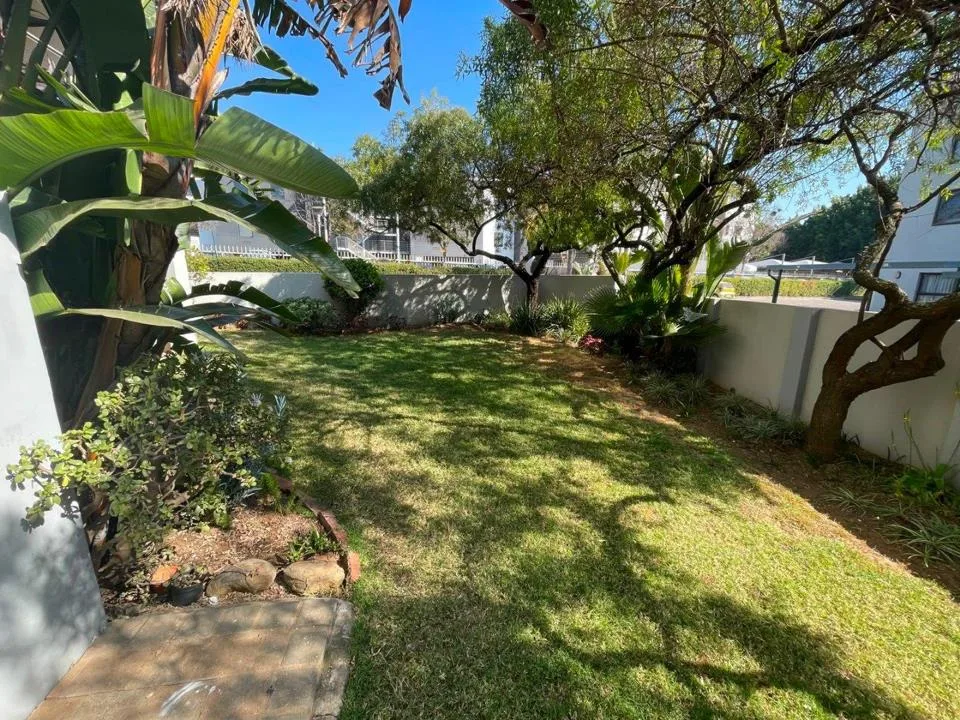 2 Bedroom Apartment / flat to rent in Fourways