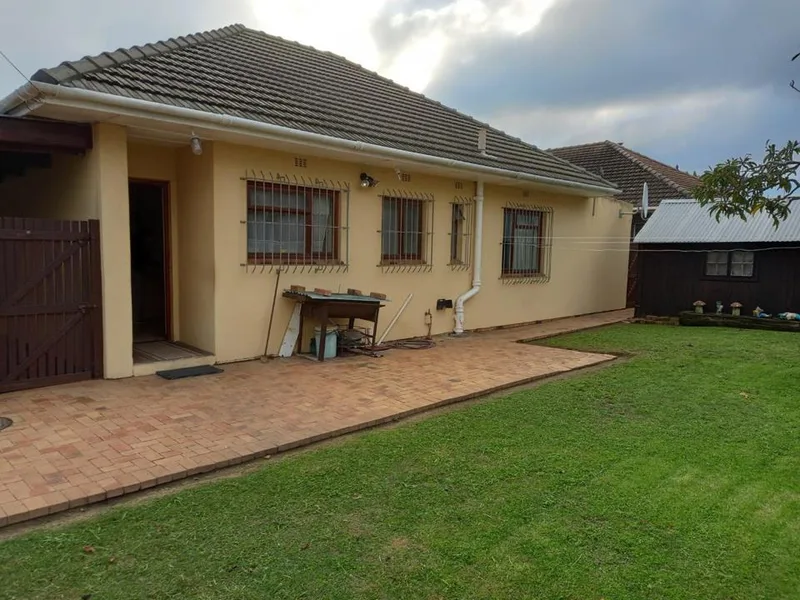 3 Bedroom House for sale in Churchill Estate