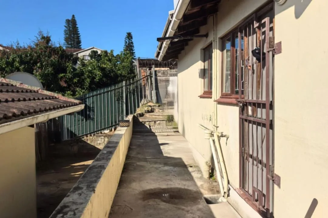 2 Bedroom Townhouse for sale in Bellair