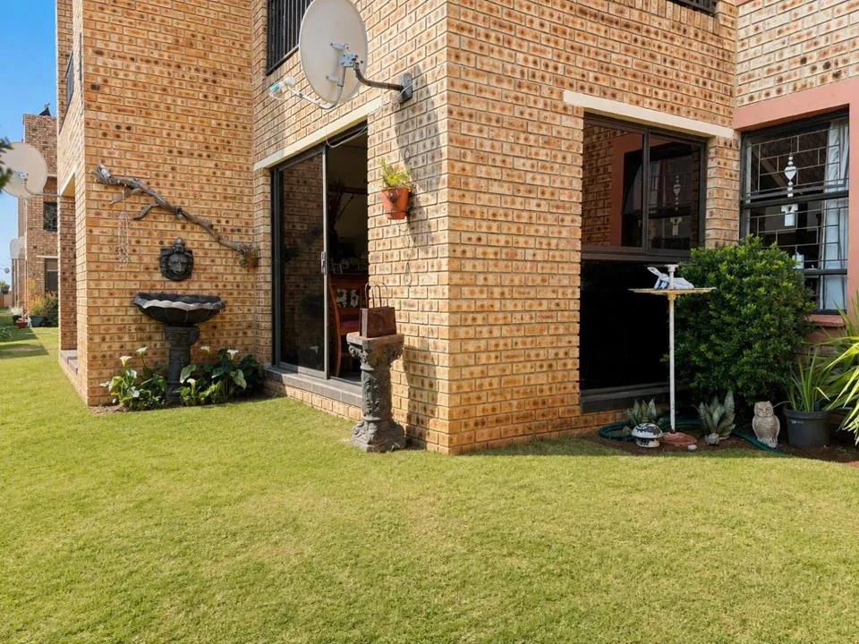 2 Bedroom Apartment / flat for sale in Vaalpark