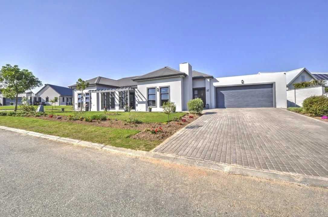 3 Bedroom House for sale in Blue Mountain Village