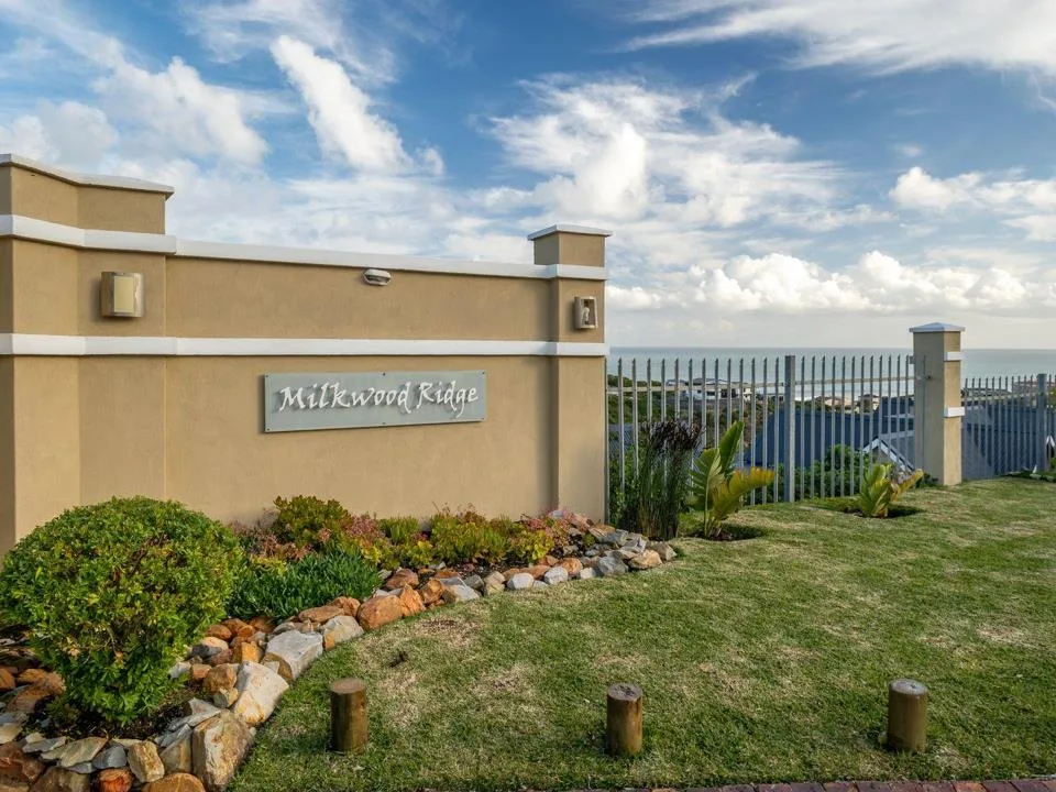 2 Bedroom Apartment / flat for sale in Cola Beach