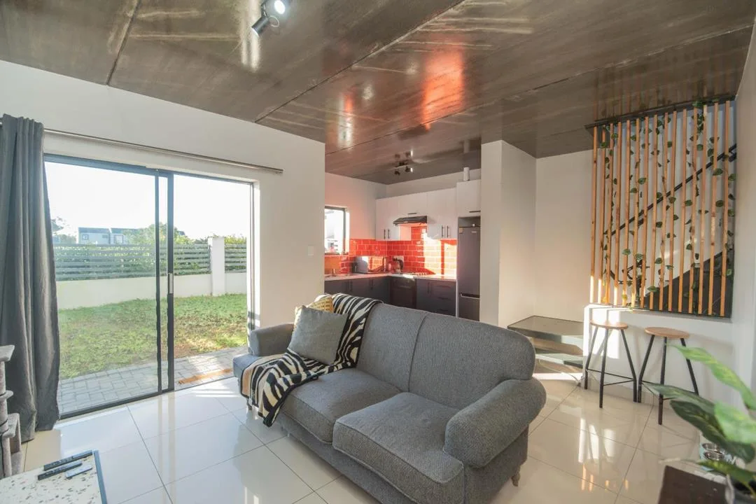 2 Bedroom House for sale in Parsonsvlei