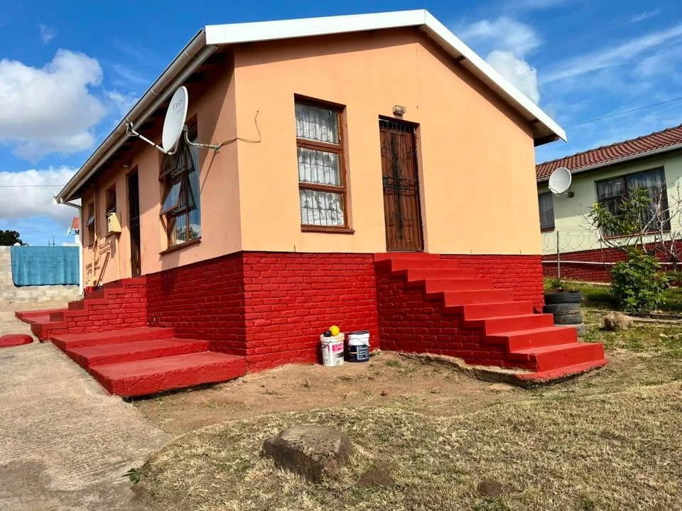 House for sale in Ginsberg