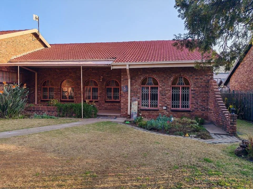 3 Bedroom Townhouse for sale in Parys