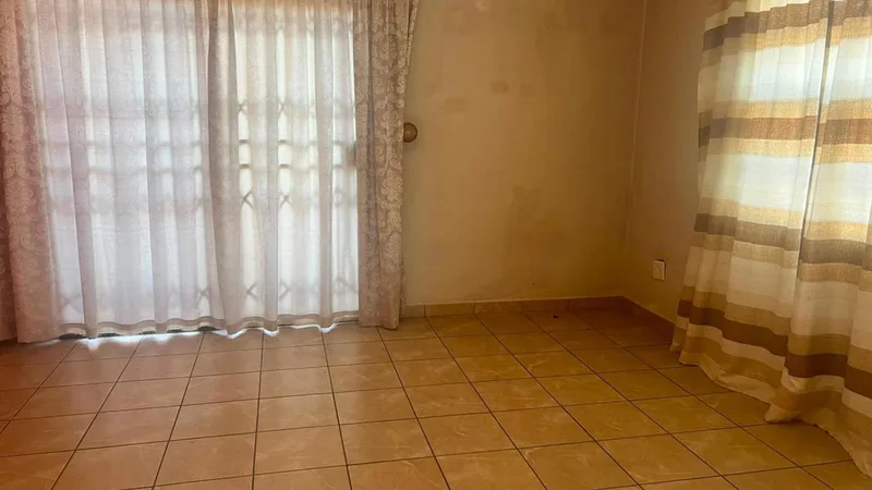 3 Bedroom Townhouse to rent in Waterval East