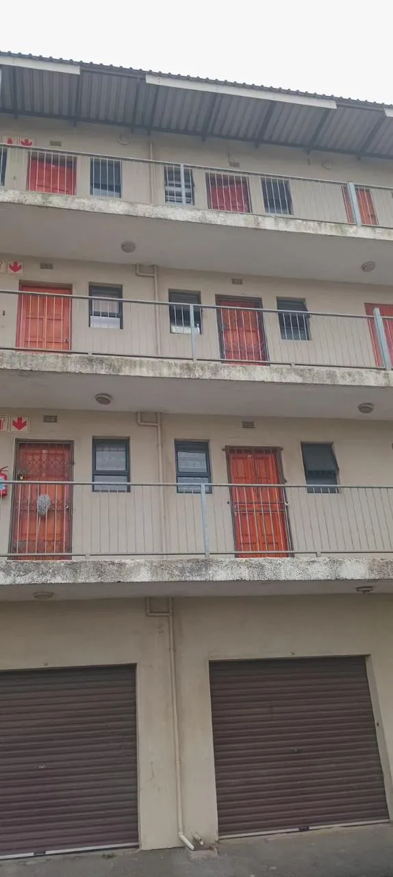 2 Bedroom Apartment / flat for sale in Newlands East